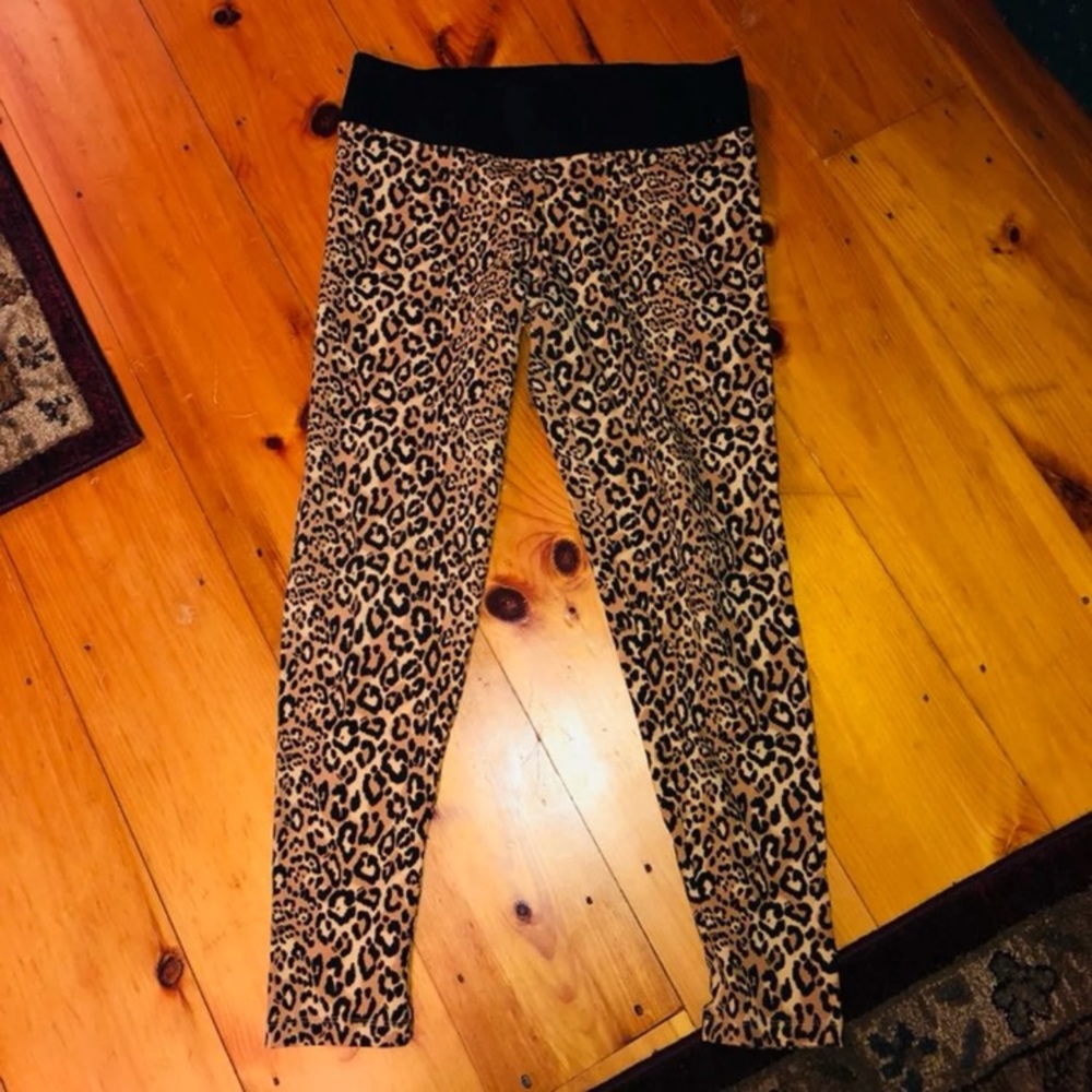 RARE VS Pink leopard Yoga Legging